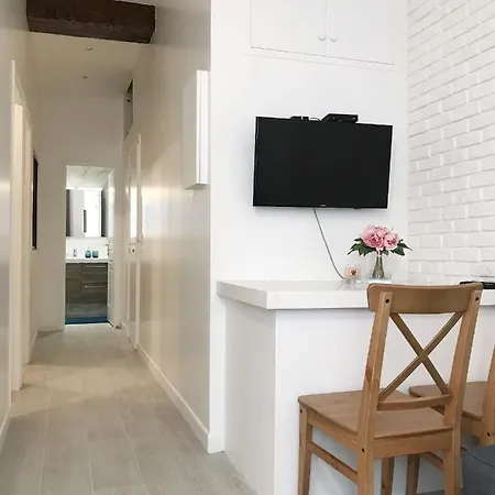 Apartament Au Coeur Du Marais *